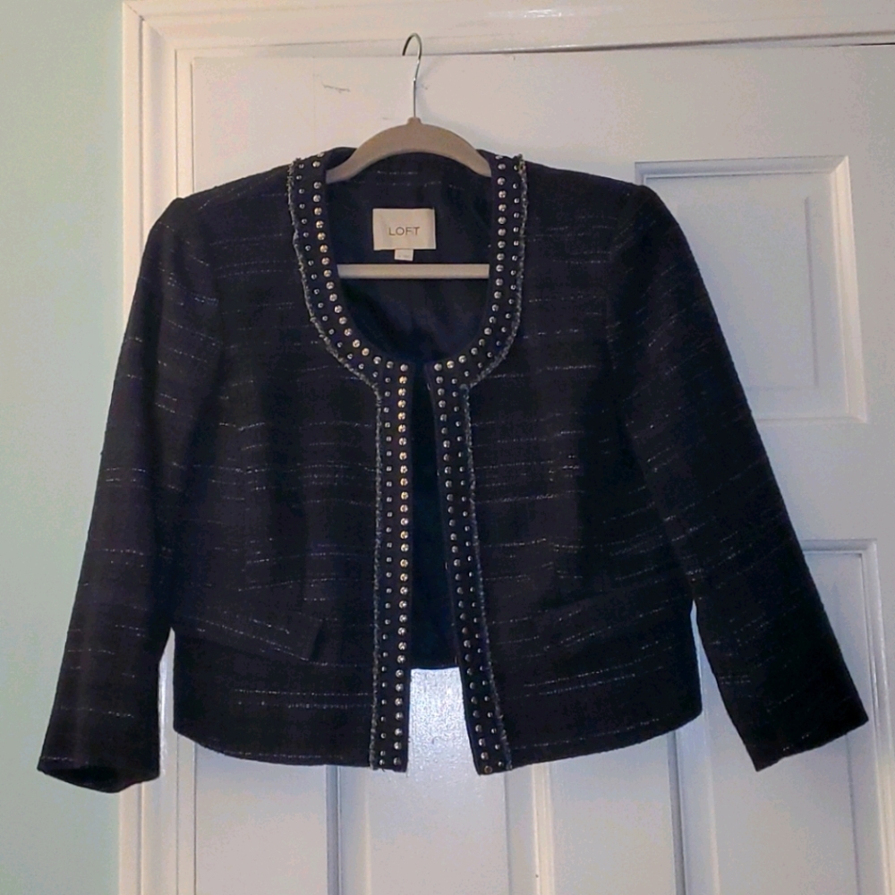 Cropped navy blue tweed jacket